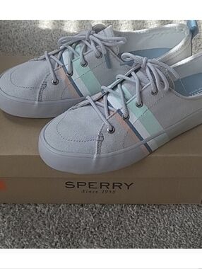 Sperry Low-Top Canvas Sneakers in Light Gray with Pastel Stripe